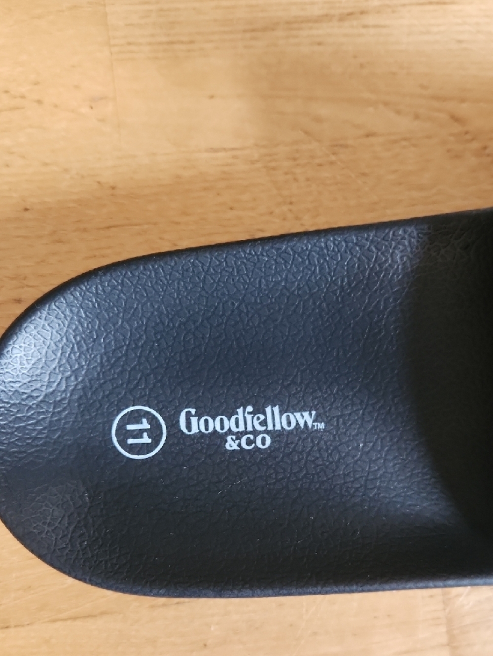 Goodfellow & Co Black Textured Slide Sandals - Picture 2 of 6